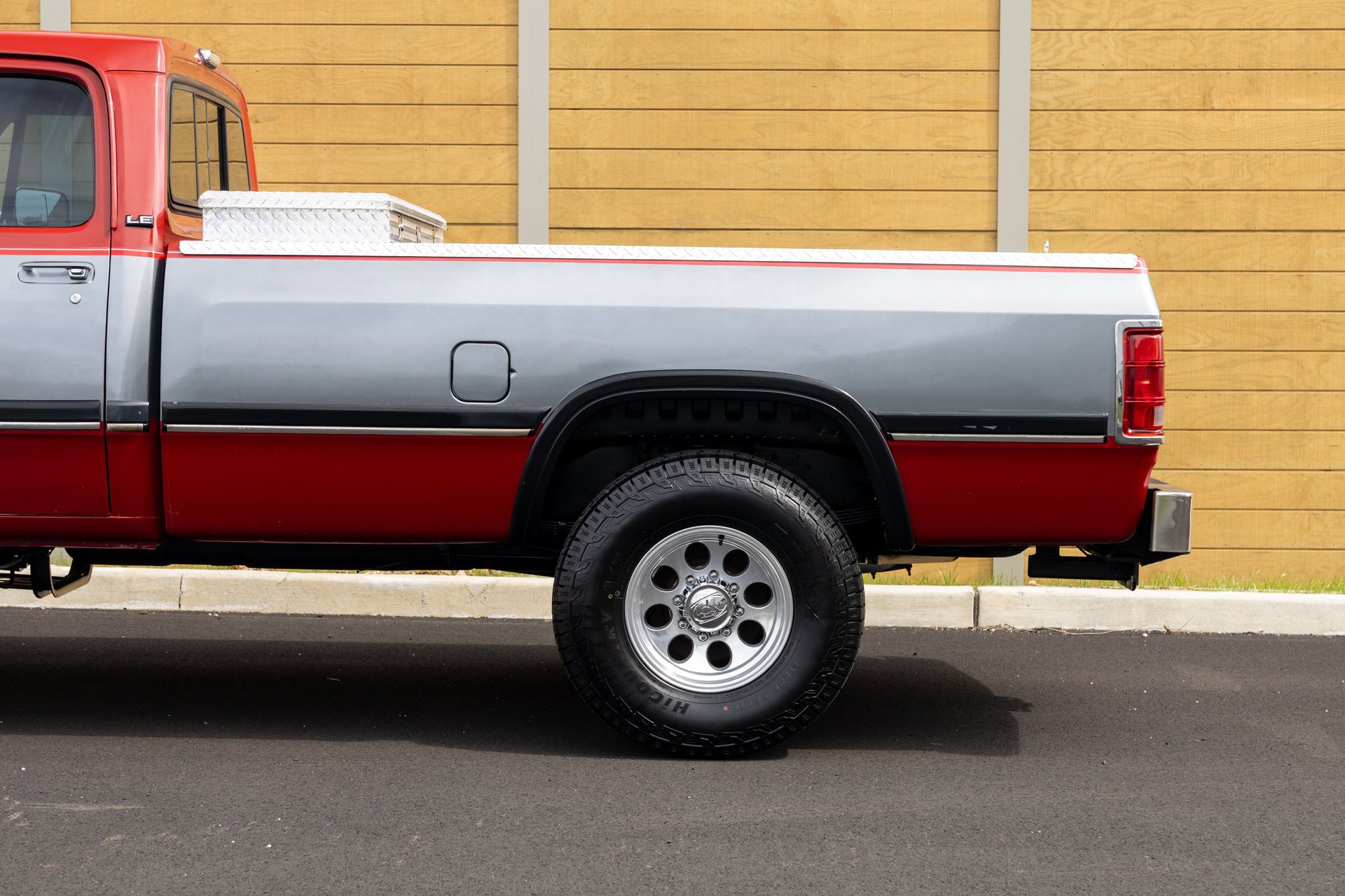 Used 1991 Dodge D/W Truck 250 image 10