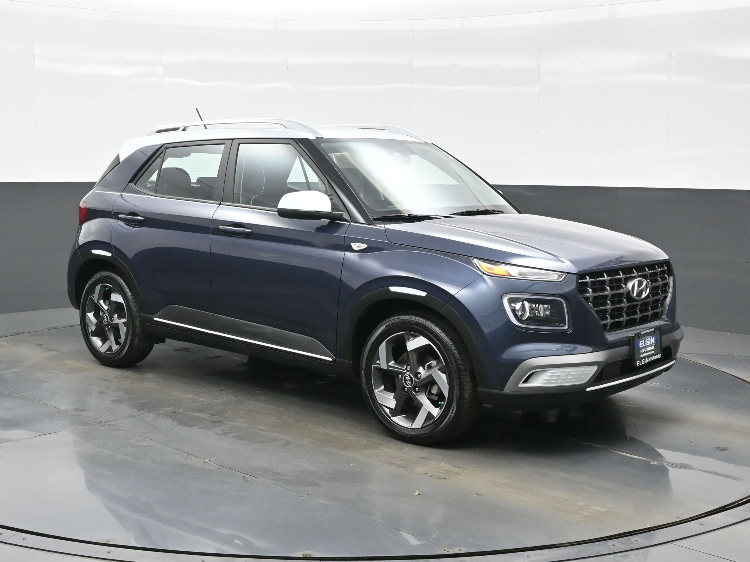 Certified 2025 Hyundai Venue Limited image 8