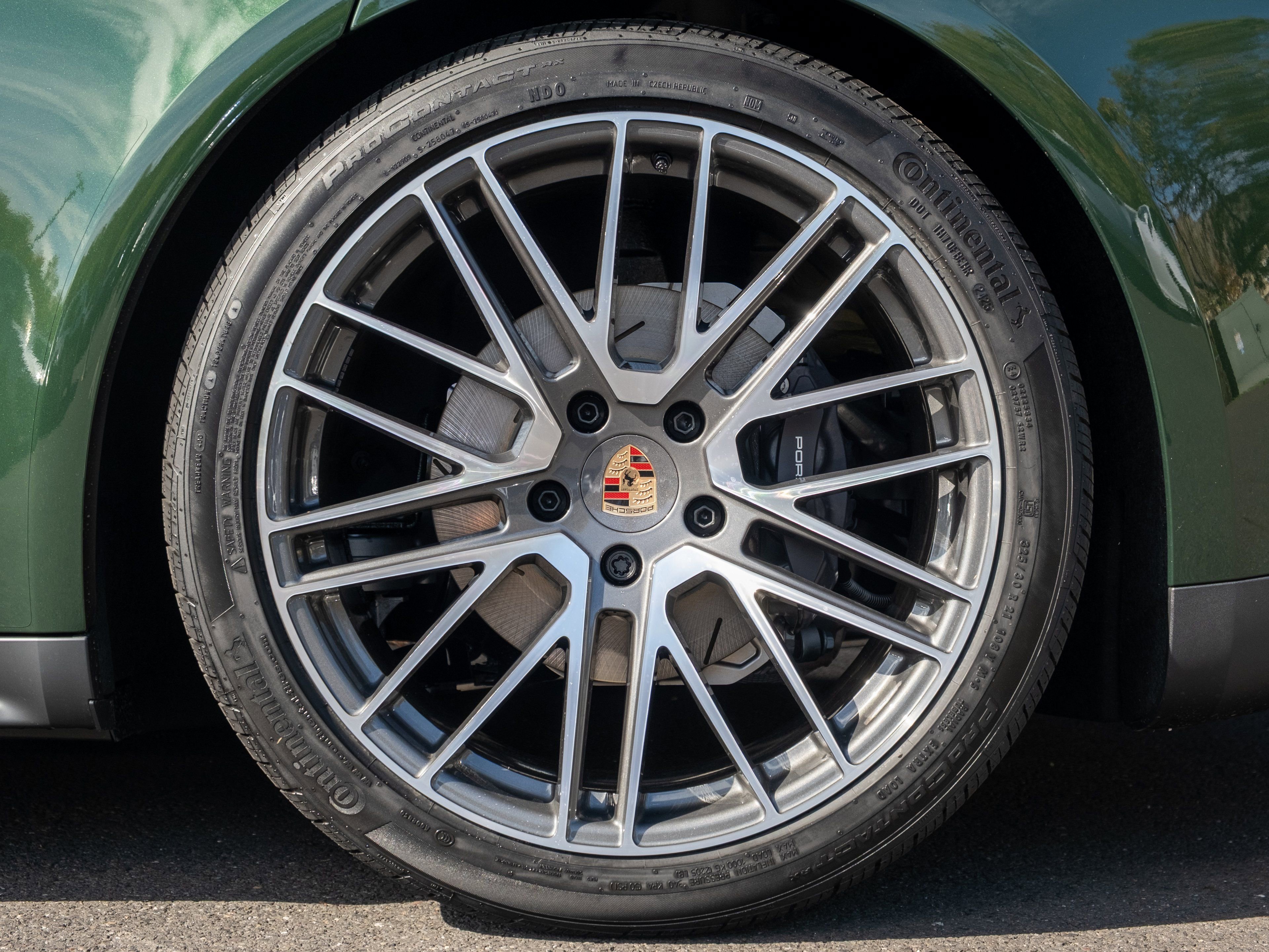 New 2026 Porsche Panamera 4 image 13