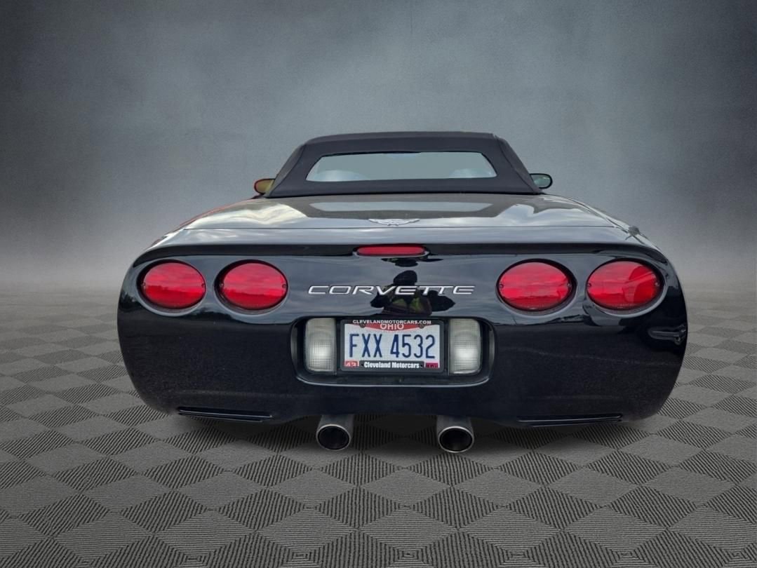 Used 2003 Chevrolet Corvette Convertible w/ Preferred Equipment Group1 RWD image 4