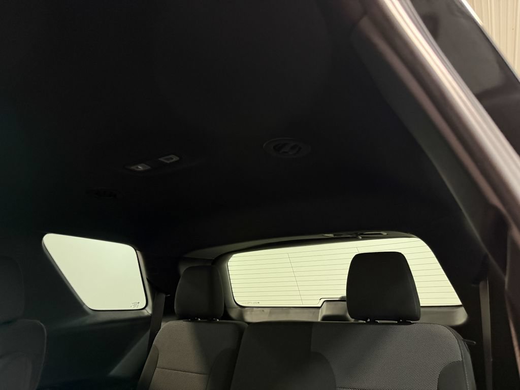 Used 2023 Chevrolet Traverse LT AWD/4WD image 50