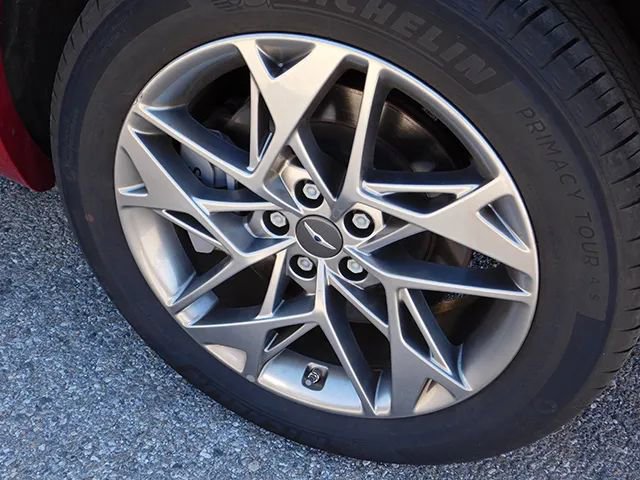 Used 2025 Genesis GV70 2.5T image 7