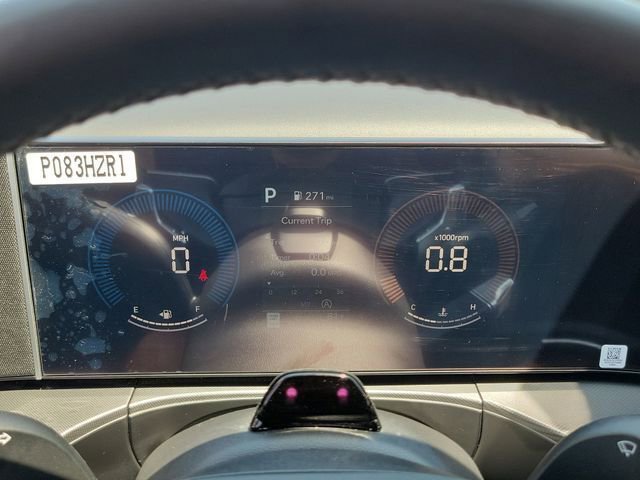 Certified 2025 Hyundai Santa Fe SEL FWD image 9