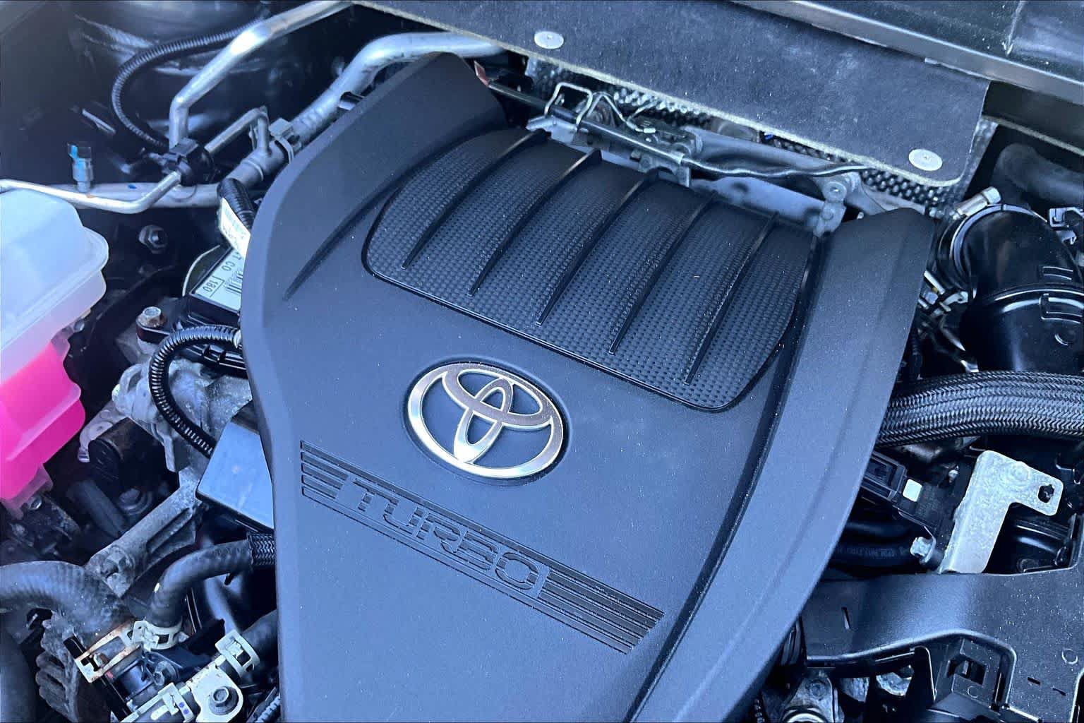 Used 2025 Toyota Highlander XSE AWD/4WD image 33