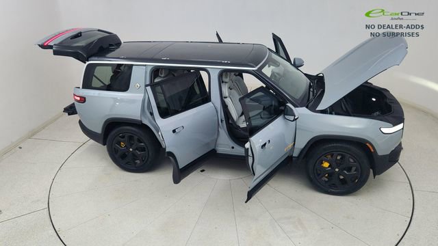 Used 2024 Rivian R1S Adventure AWD/4WD image 87