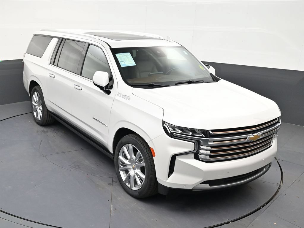 Used 2023 Chevrolet Suburban High Country RWD image 18