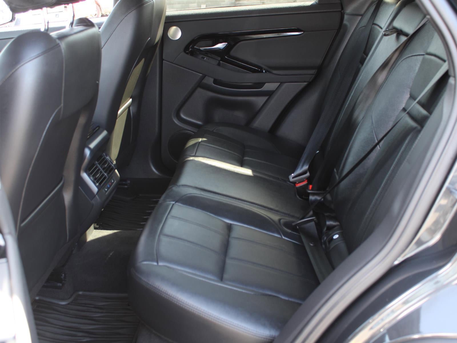 Used 2024 Land Rover Range Rover Evoque Dynamic SE AWD/4WD image 19
