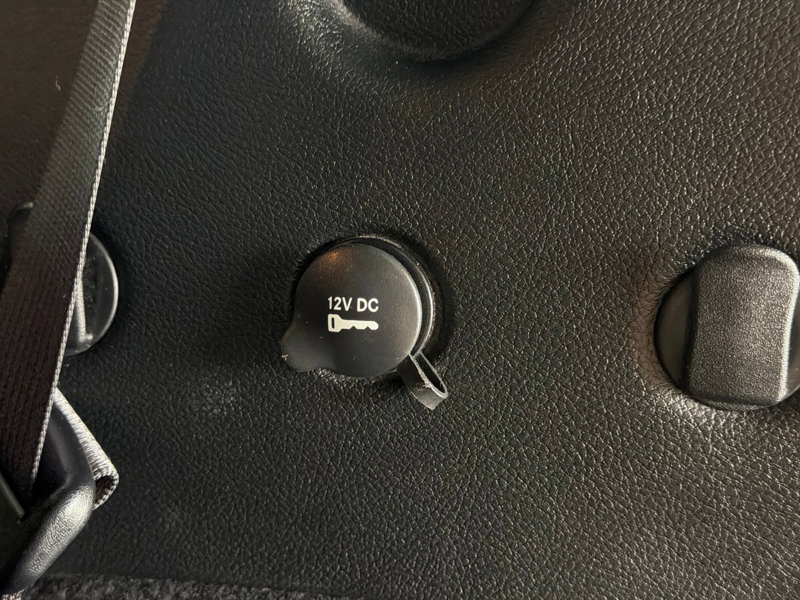 Used 2024 Dodge Durango GT AWD/4WD image 11