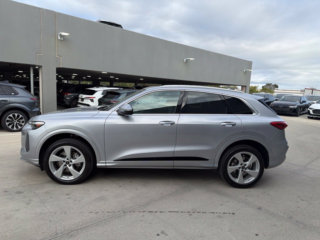 Used 2026 Audi Q5 Premium Plus AWD/4WD image 9