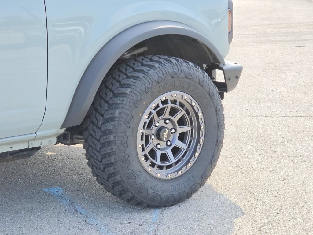 Used 2022 Ford Bronco 4-Door AWD/4WD image 6