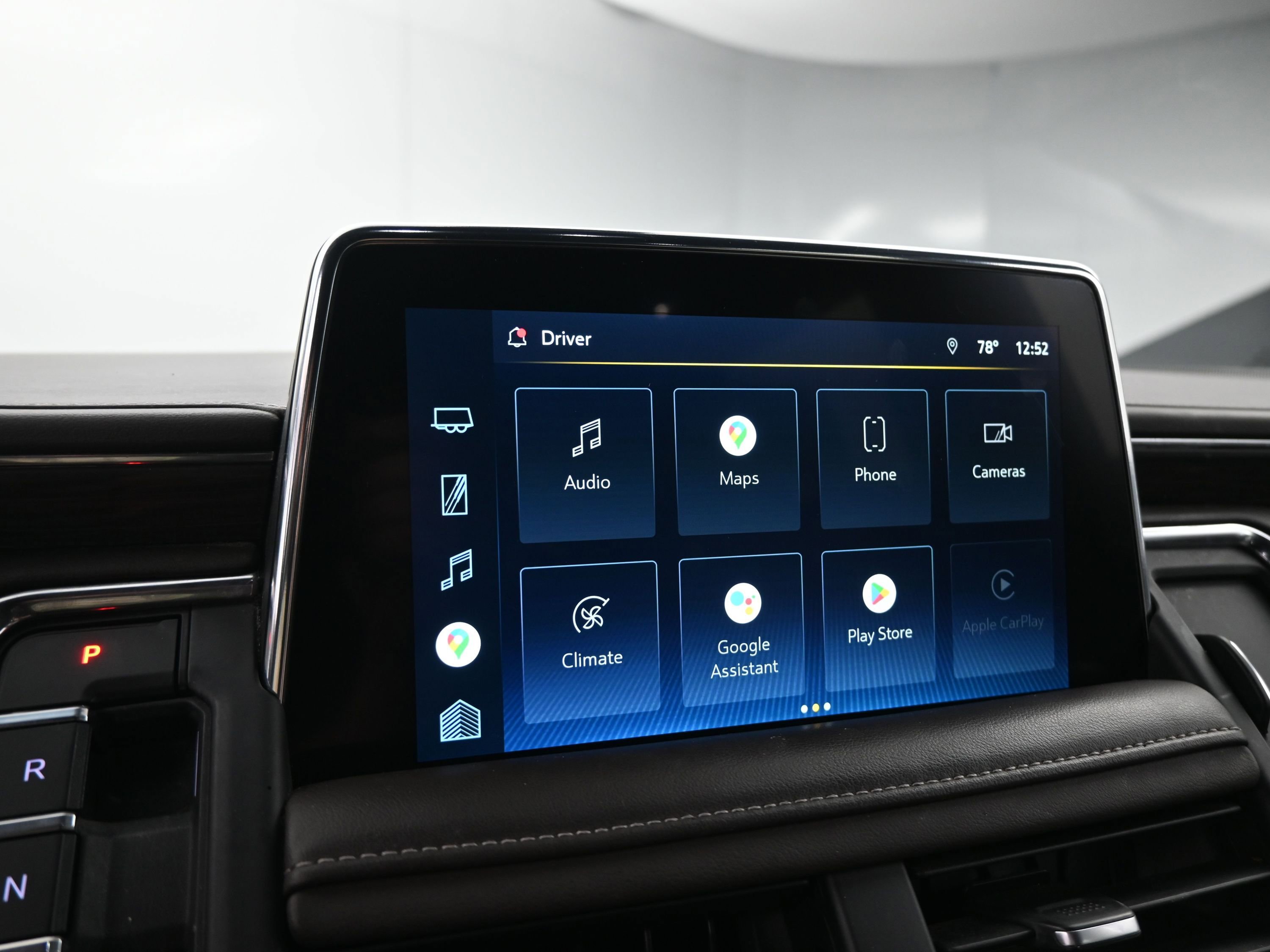 Used 2022 Chevrolet Suburban LT w/ LT Signature Package image 12