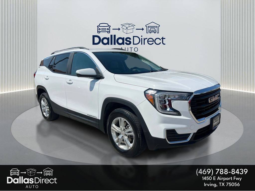 Used 2023 GMC Terrain SLE w/ Driver Convenience Package image 2