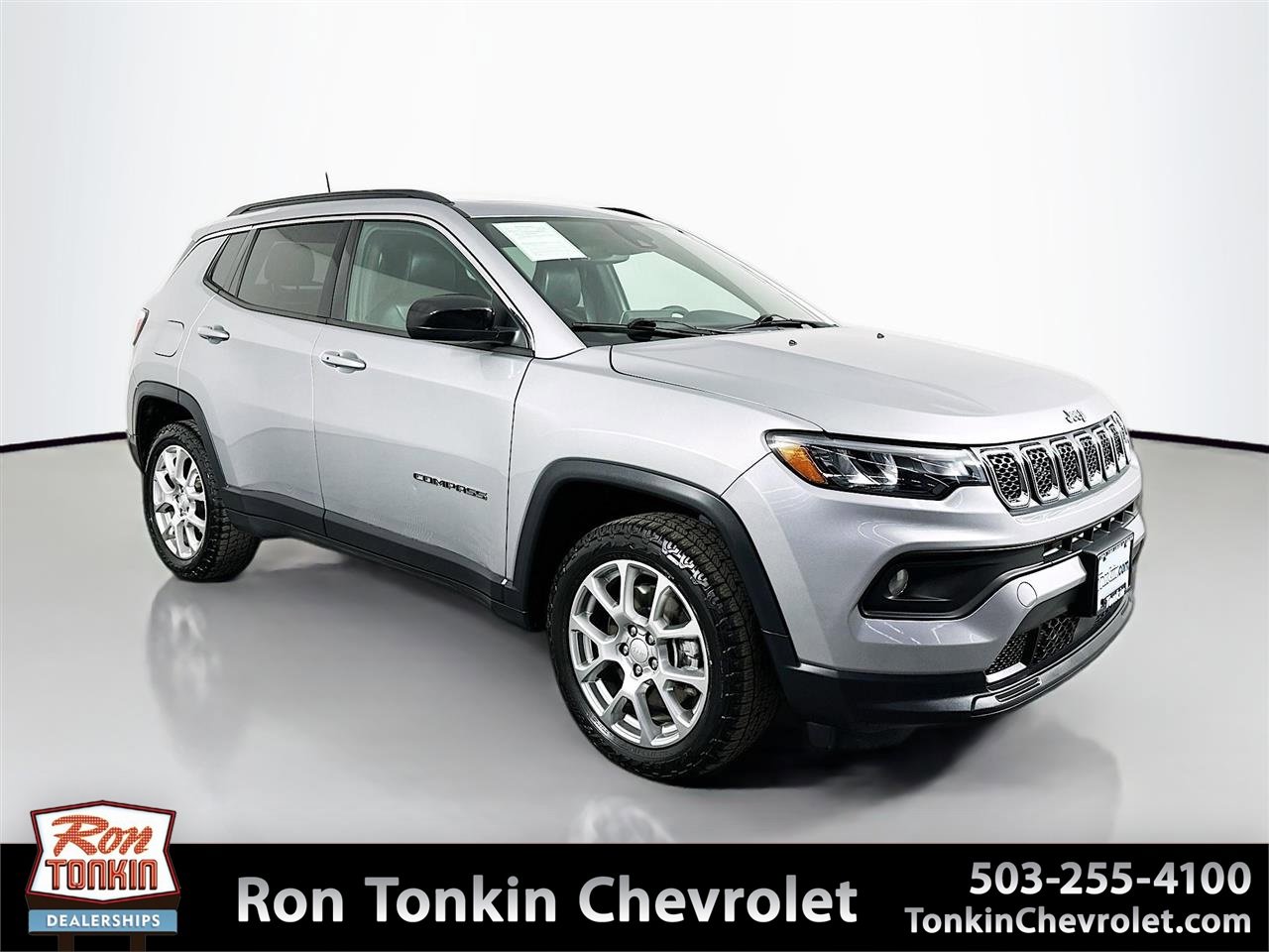 Used 2023 Jeep Compass Latitude w/ Sun and Sound Group