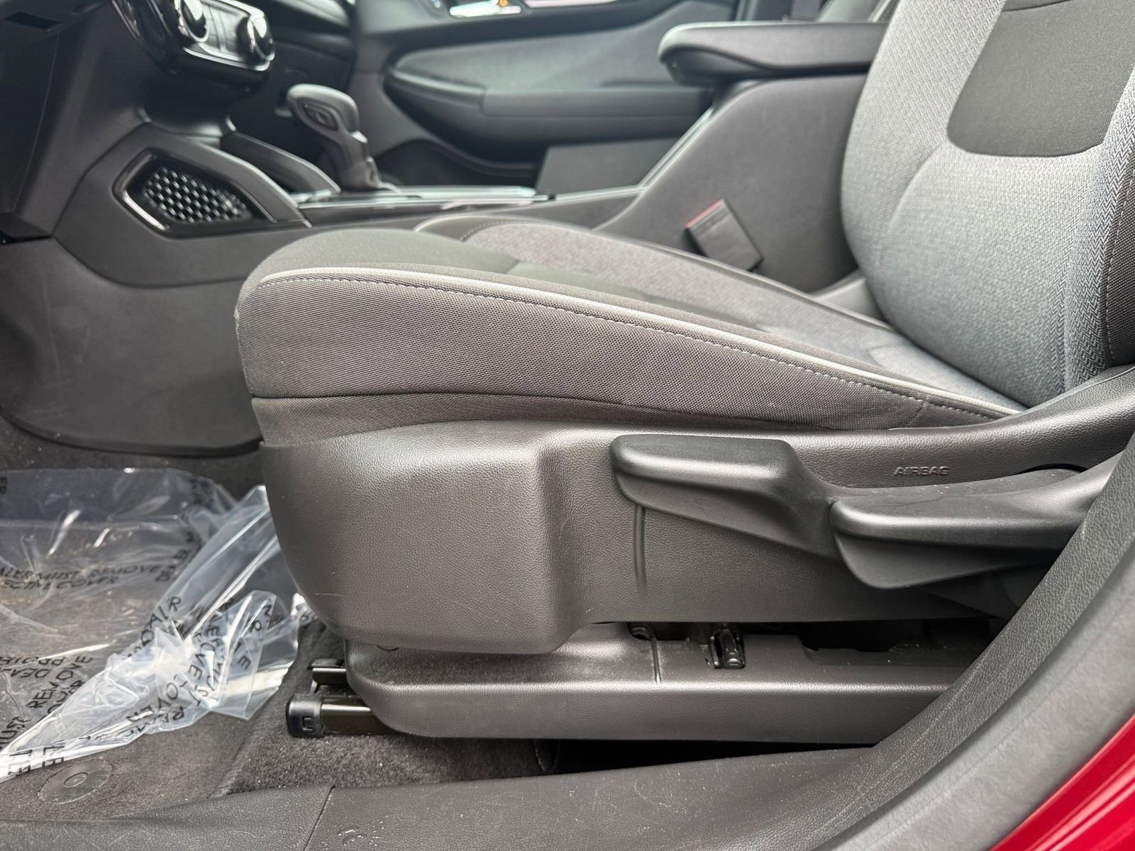 Used 2025 Chevrolet TrailBlazer LT w/ Driver Confidence Package image 22