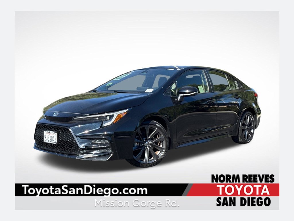 Certified 2024 Toyota Corolla SE w/ SE Premium Package FWD image 1