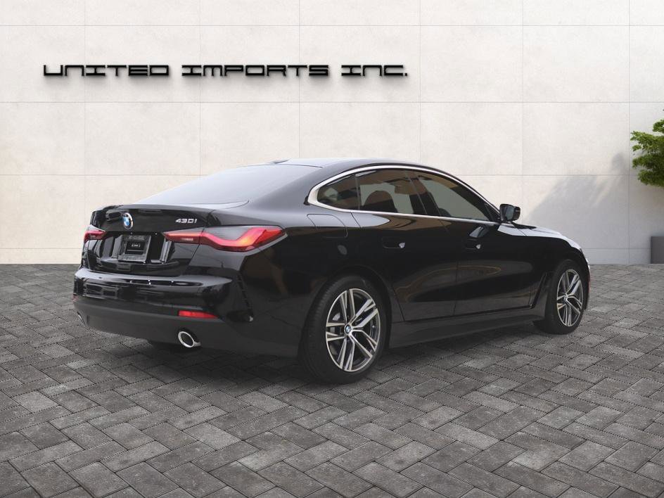Used 2025 BMW 430i w/ Premium Package image 7