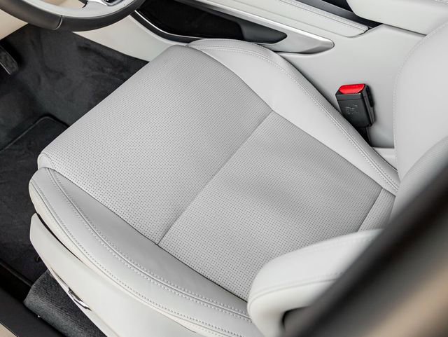 New 2026 Jaguar F-PACE R-Dynamic S image 15