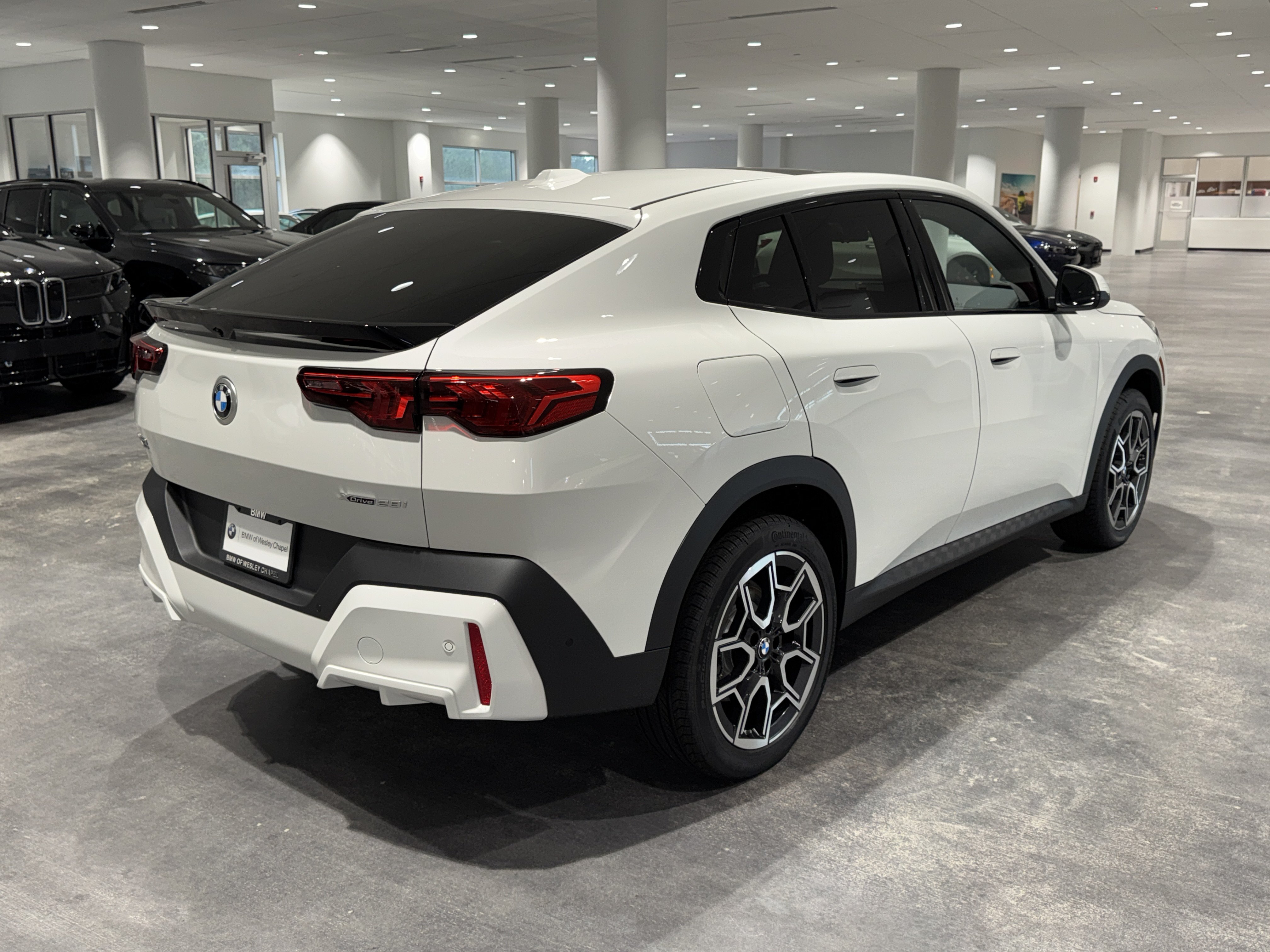 New 2027 BMW X2 xDrive28i AWD/4WD image 7