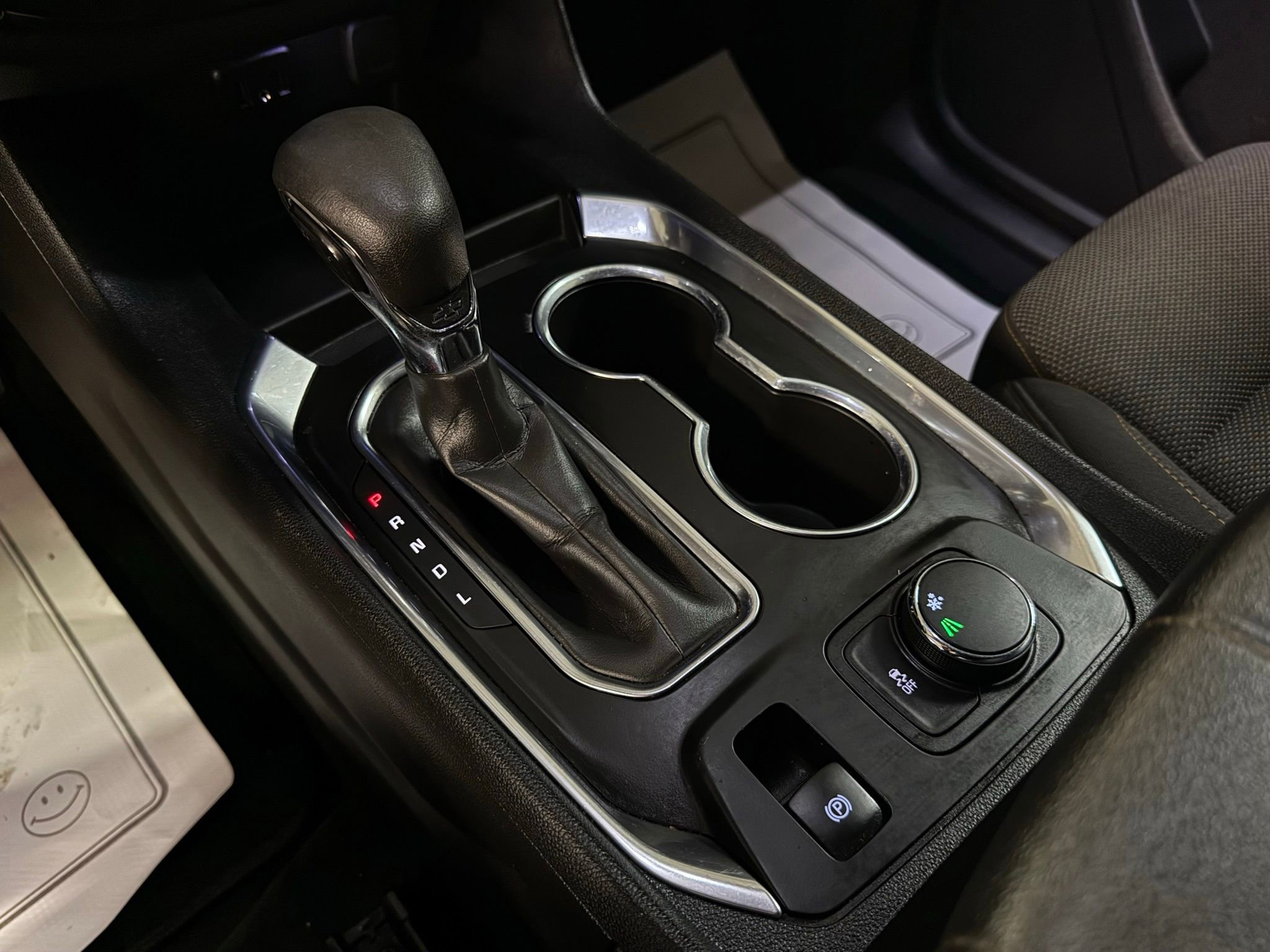 Used 2021 Chevrolet Traverse LS w/ LPO, Blackout Package FWD image 35