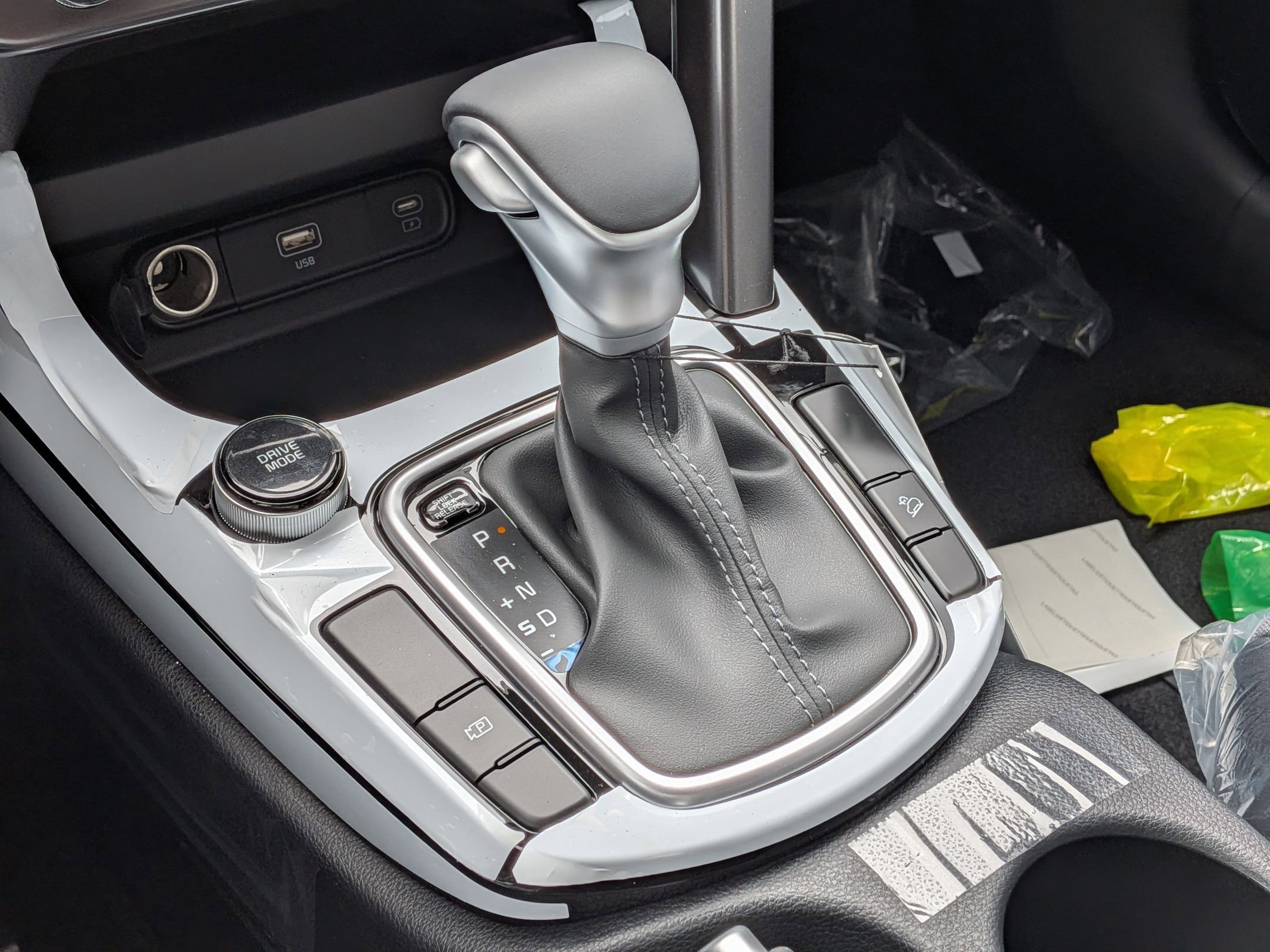 New 2026 Kia Seltos S FWD image 24