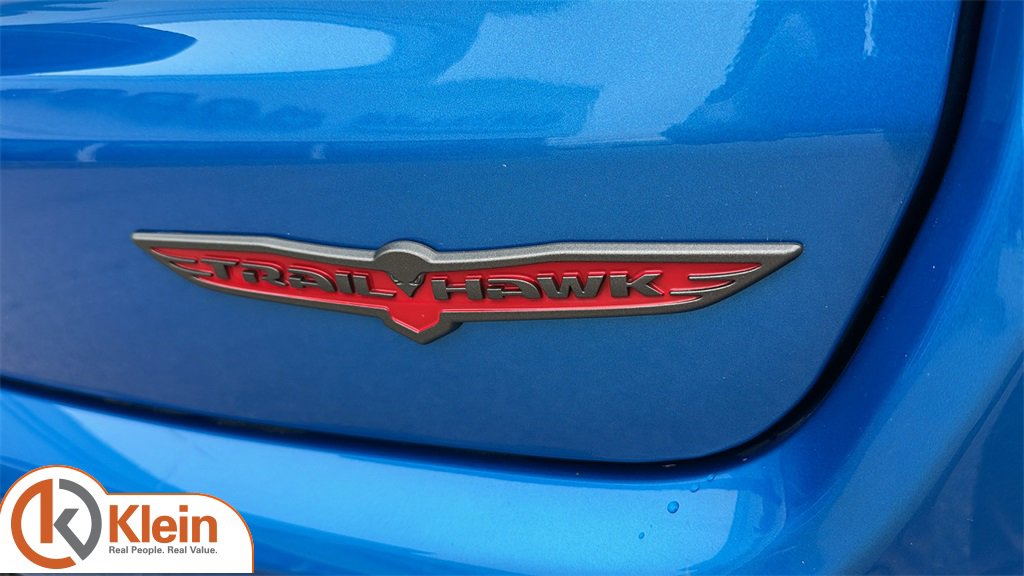 Used 2024 Jeep Compass Trailhawk w/ Trailhawk Elite Group image 11