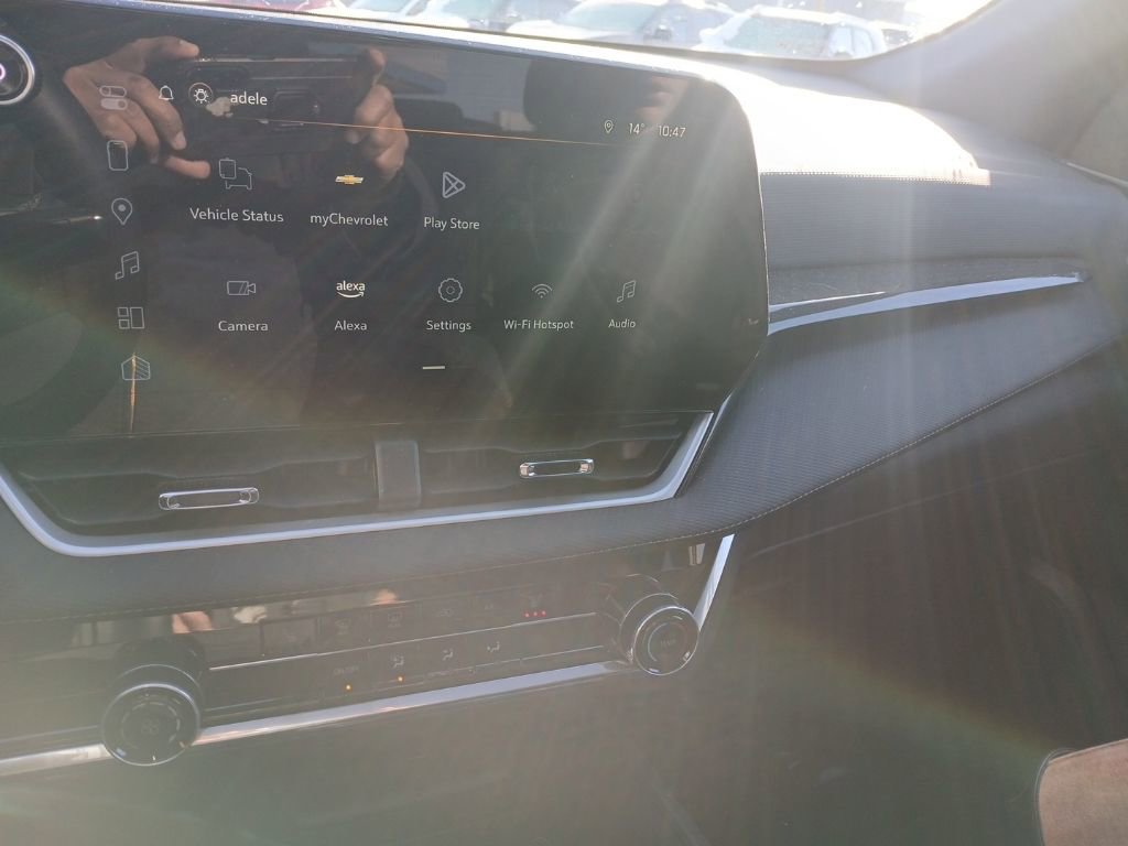 Used 2025 Chevrolet Equinox LT image 21