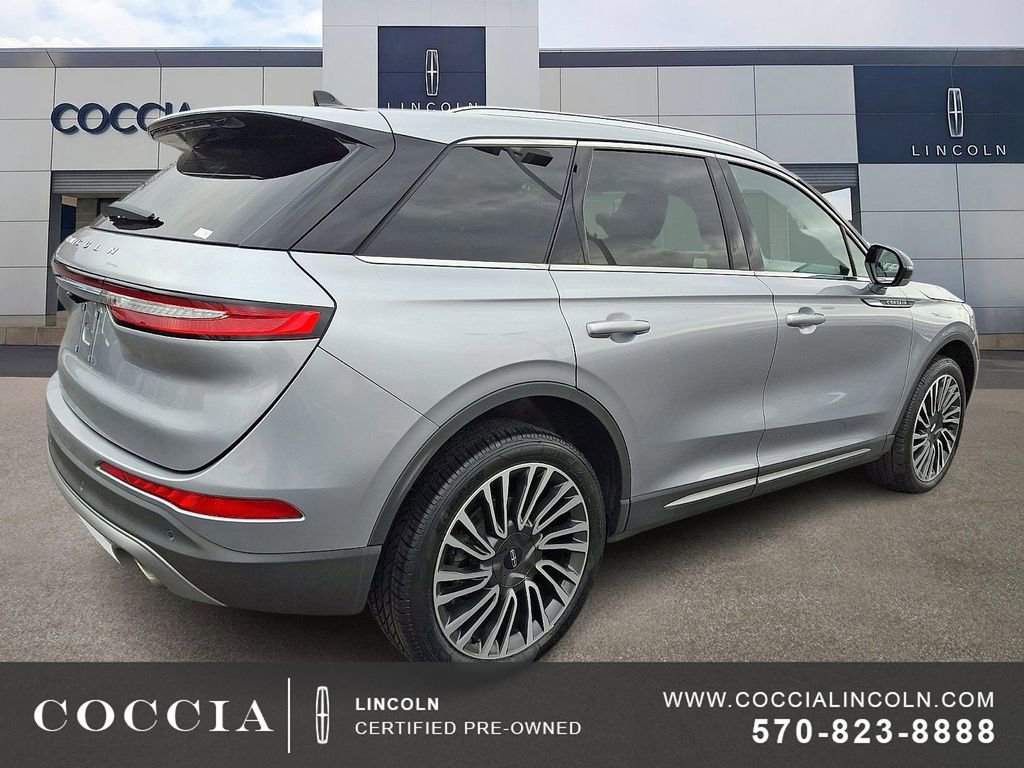 Used 2022 Lincoln Corsair Reserve w/ Elements Package image 4
