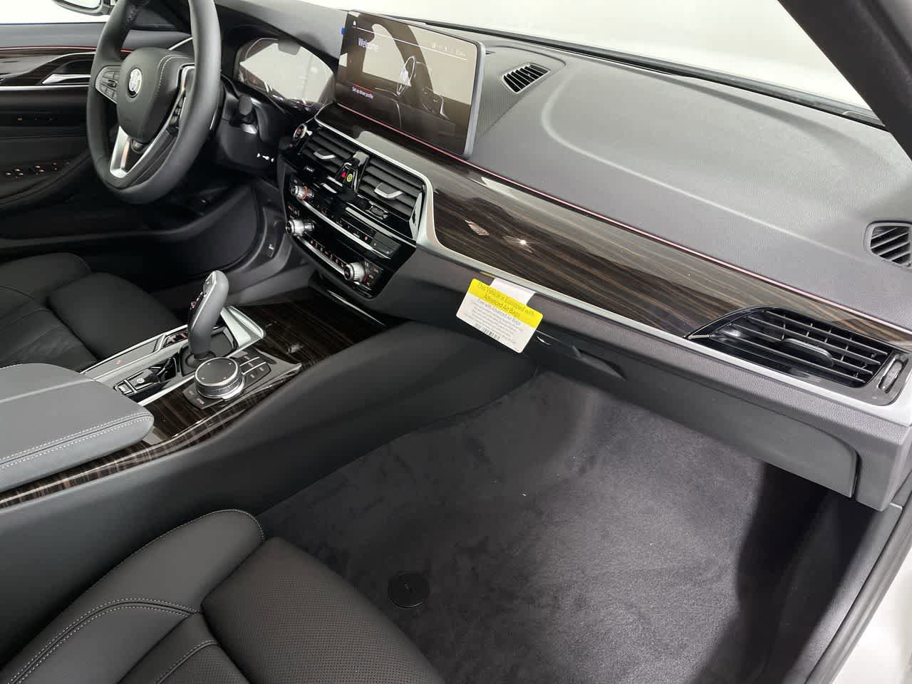 Certified 2023 BMW 530i xDrive w/ Convenience Package image 15