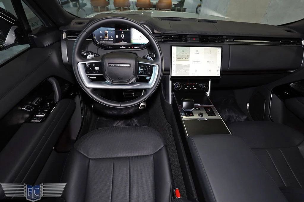 Used 2023 Land Rover Range Rover SV image 28