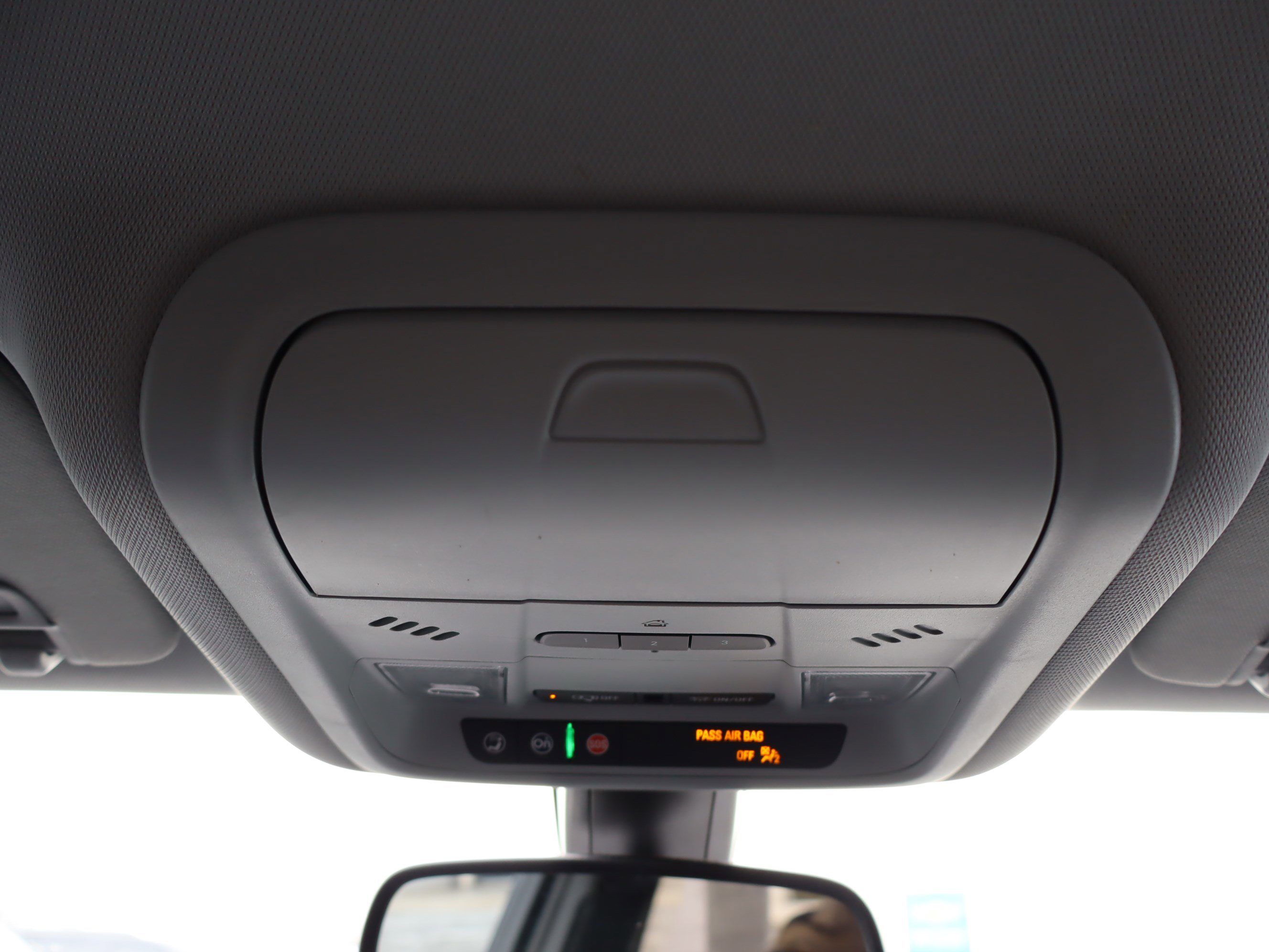 Used 2020 Chevrolet Blazer LT image 29