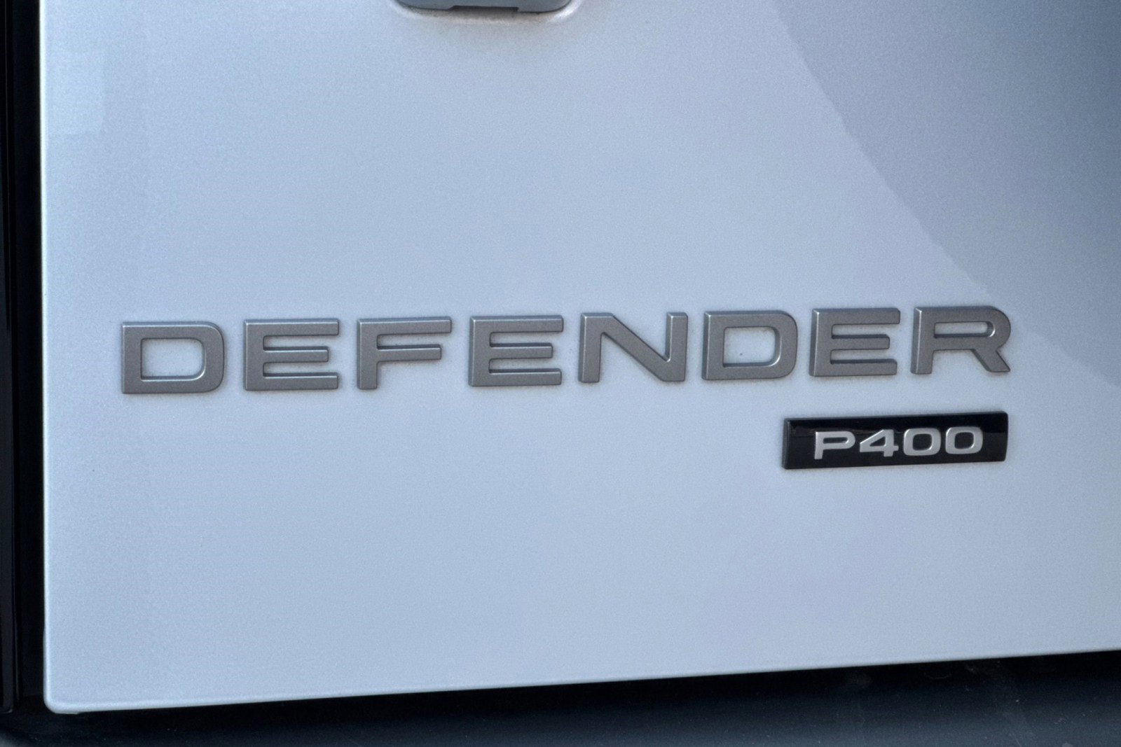 Used 2021 Land Rover Defender 110 X-Dynamic HSE image 14