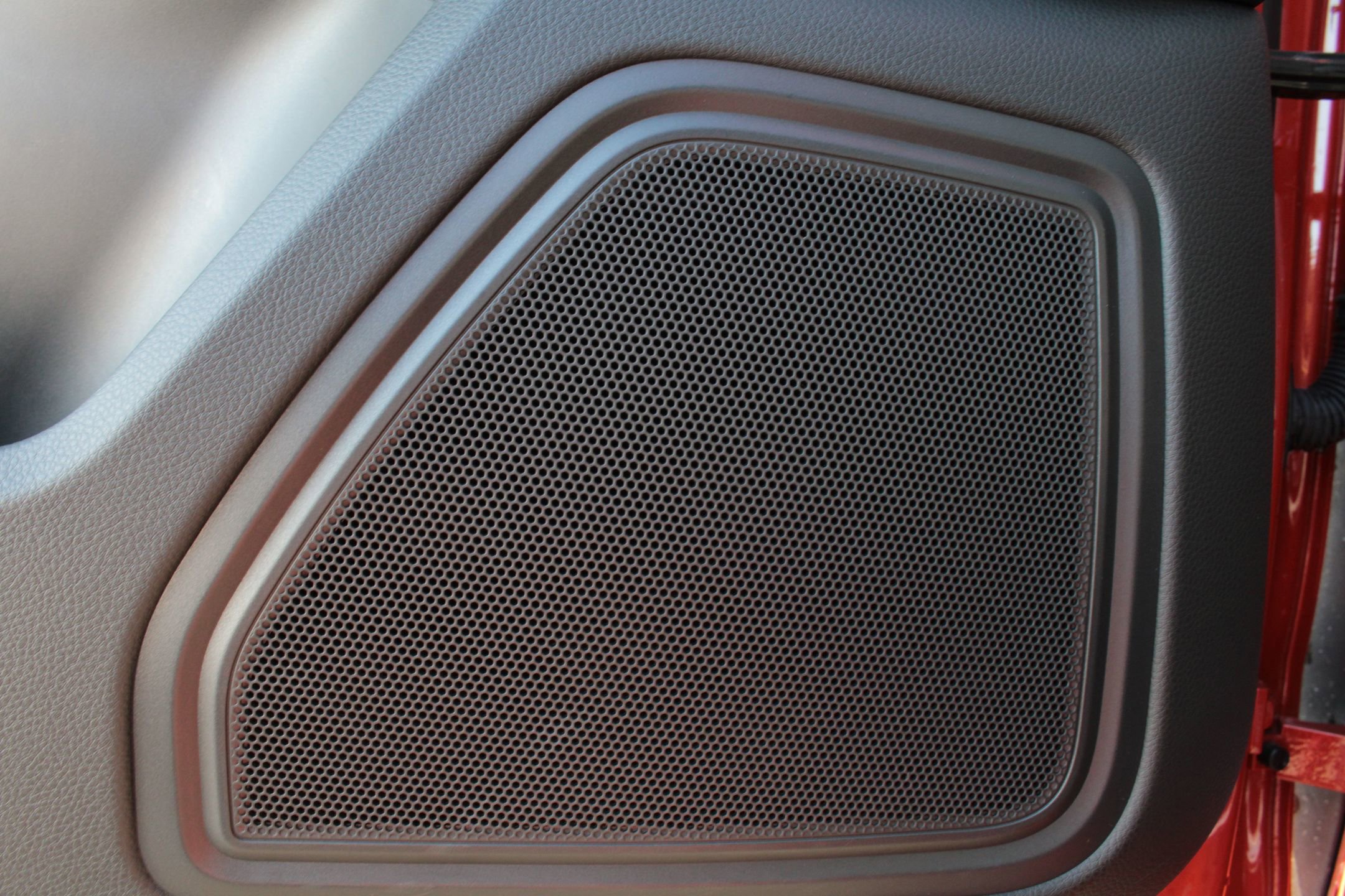 Used 2023 Porsche Macan image 14