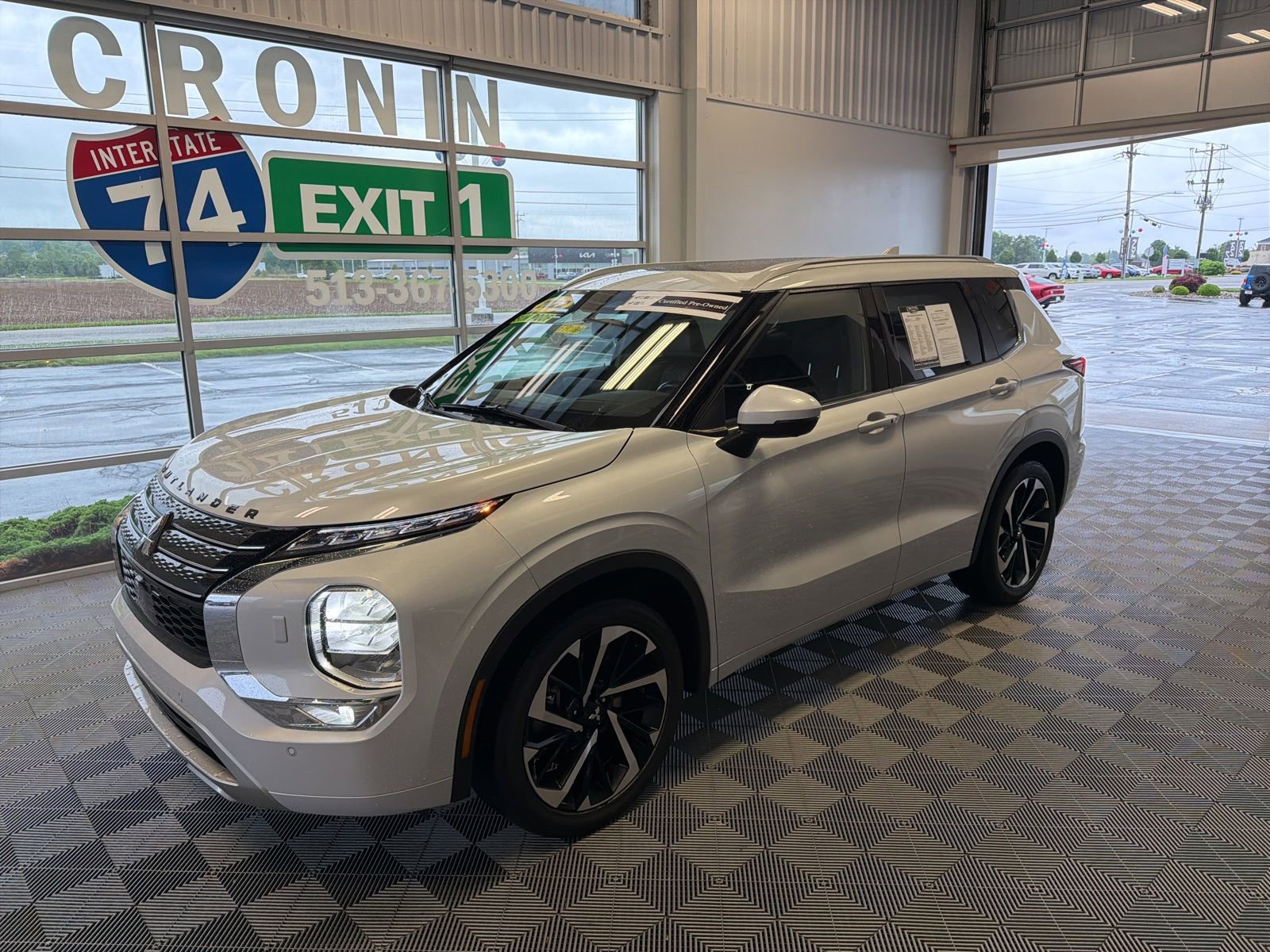 Used 2022 Mitsubishi Outlander SEL AWD/4WD image 3