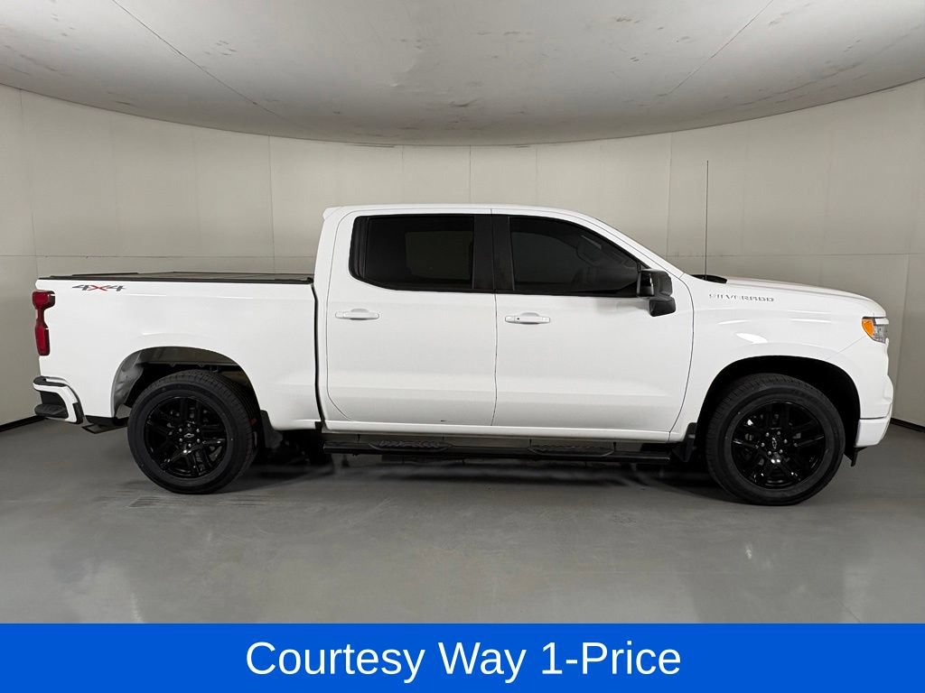 Used 2023 Chevrolet Silverado 1500 RST w/ Convenience Package II AWD/4WD image 11