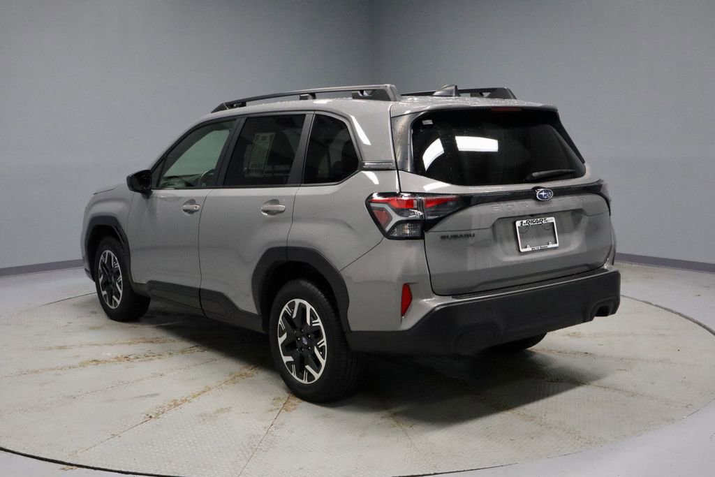 Used 2025 Subaru Forester Premium w/ Convenience Package #1 image 9