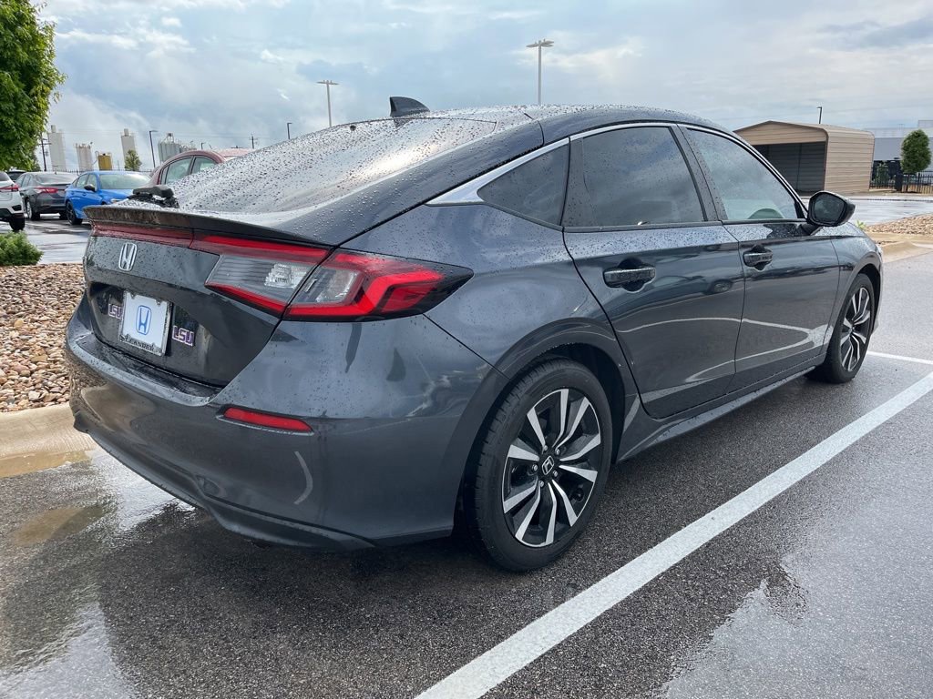 Certified 2022 Honda Civic EX-L image 3