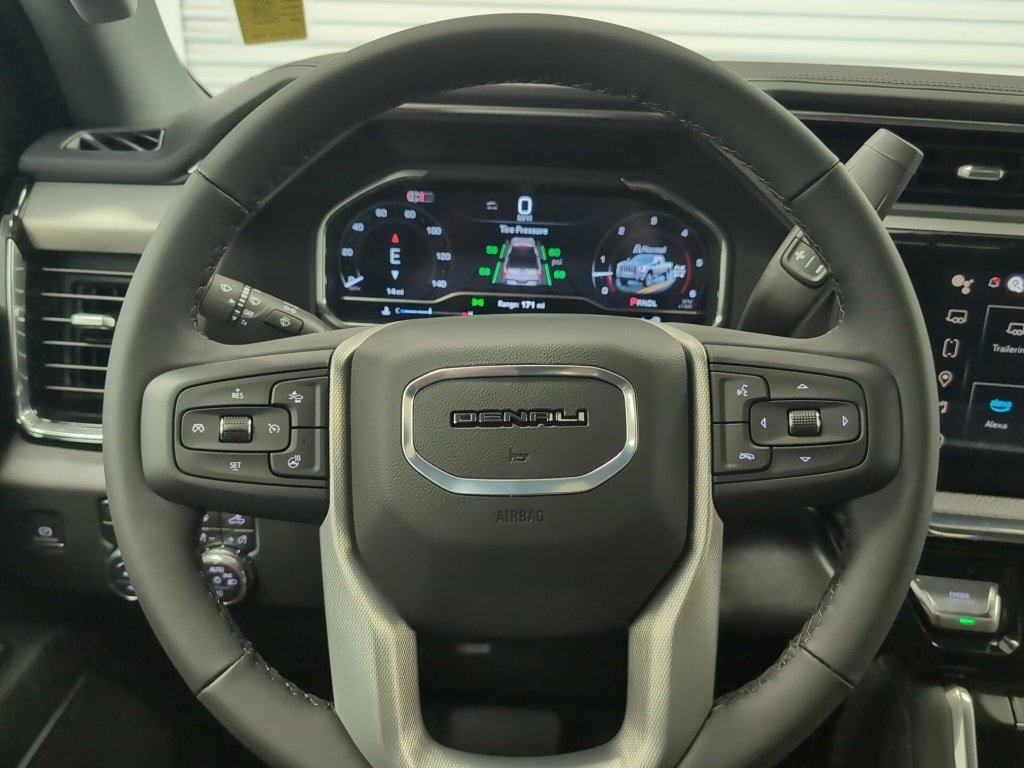 New 2025 GMC Sierra 2500 Denali w/ Denali Reserve Package image 17
