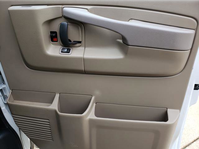 Used 2014 Chevrolet Express 3500 image 20