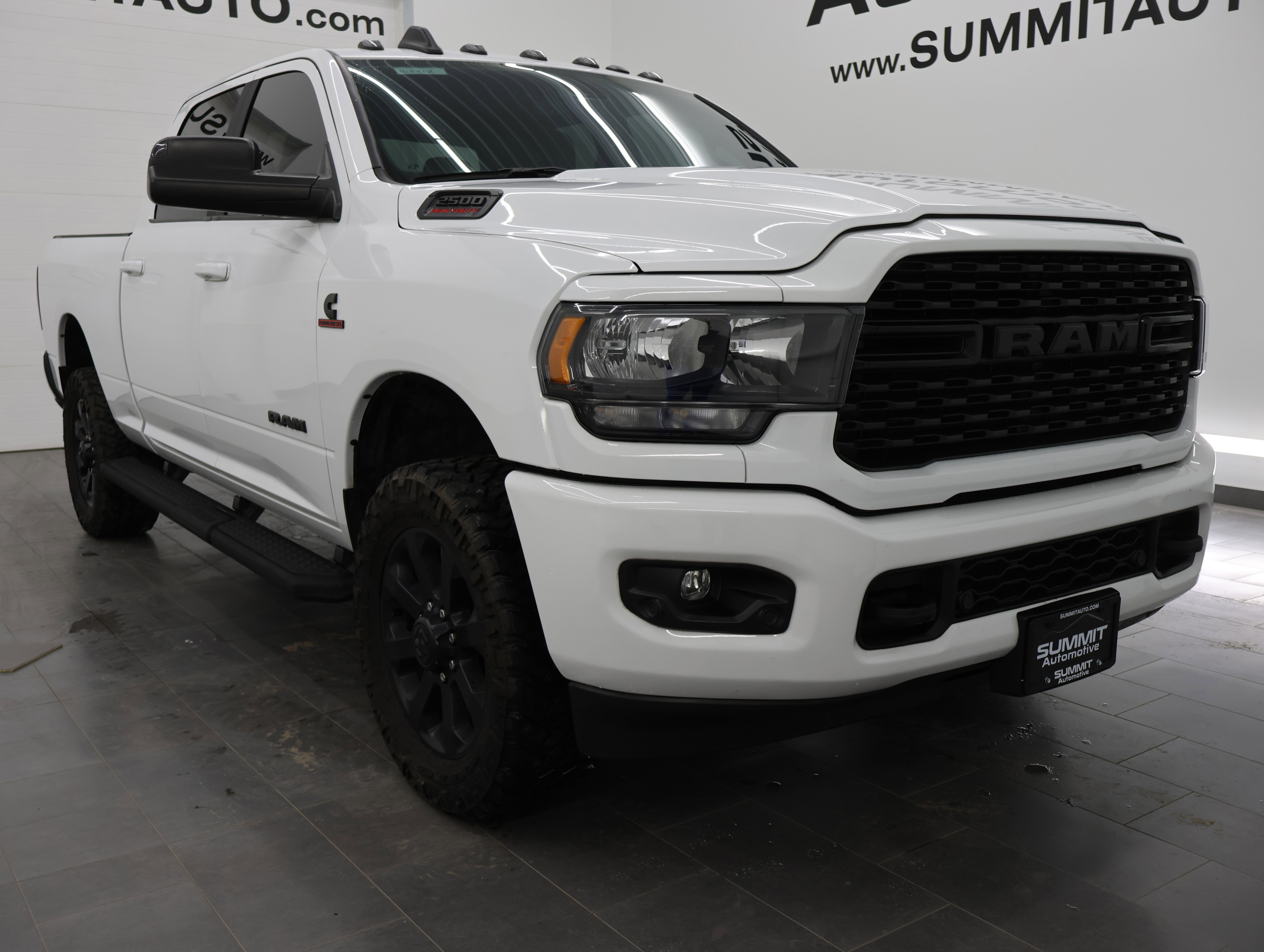 Used 2022 RAM 2500 Big Horn w/ Night Edition image 2