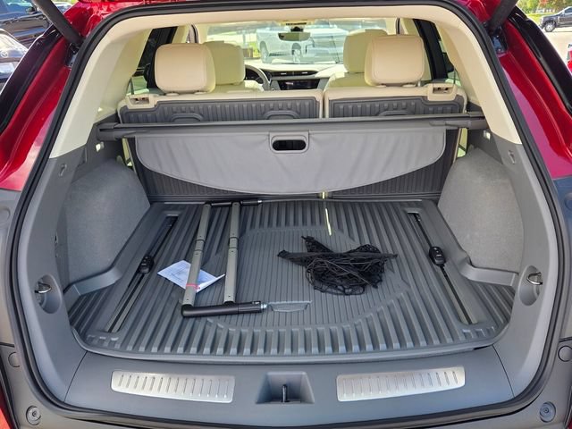 Used 2026 Cadillac XT5 Premium Luxury w/ Driver Assist Package FWD image 7