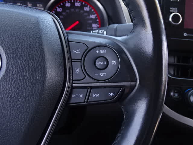 Certified 2022 Toyota Camry XSE FWD image 33