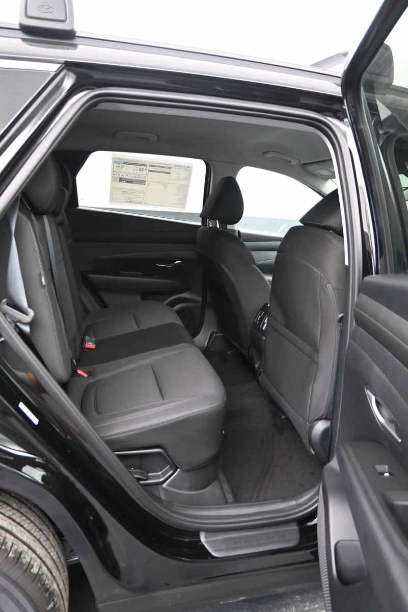New 2026 Hyundai Tucson SEL FWD image 12