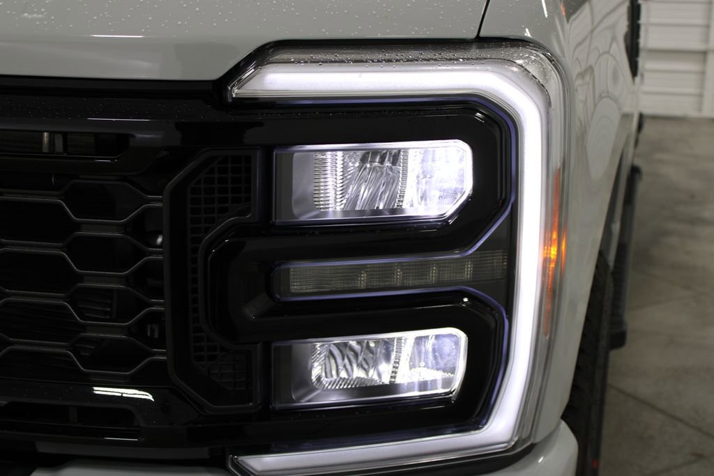 New 2026 Ford F250 XLT w/ XLT Premium Package image 12