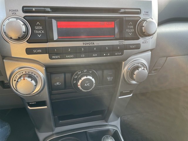 Used 2010 Toyota 4Runner SR5 image 39