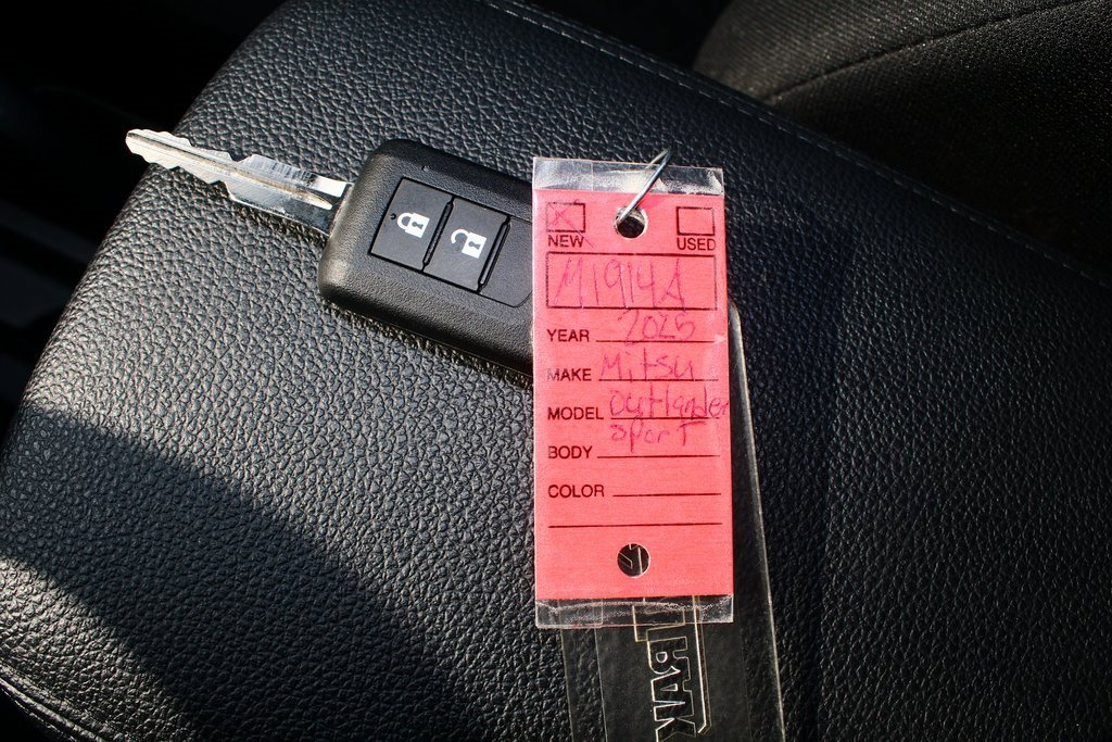 Used 2025 Mitsubishi Outlander Sport ES image 21