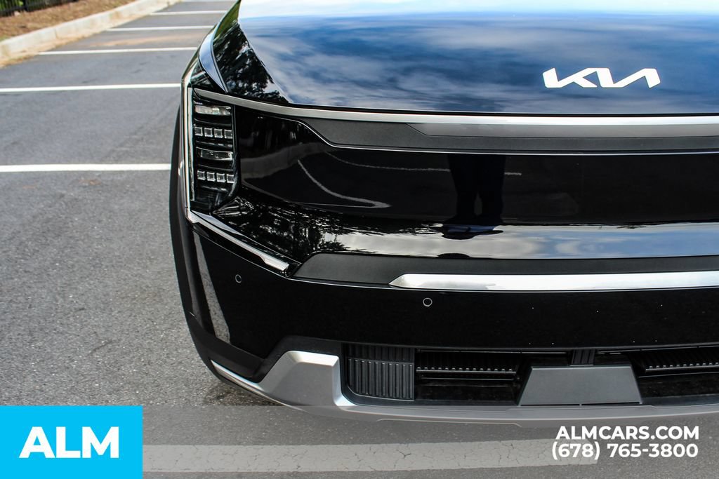 Used 2026 Kia EV9 Light RWD image 12