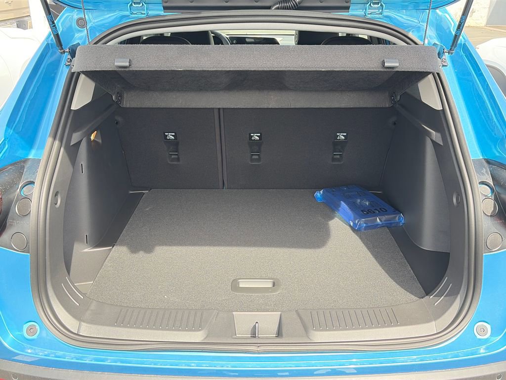 New 2026 Chevrolet Trax LT FWD image 5