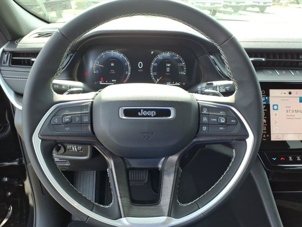 New 2026 Jeep Grand Cherokee Altitude AWD/4WD image 12