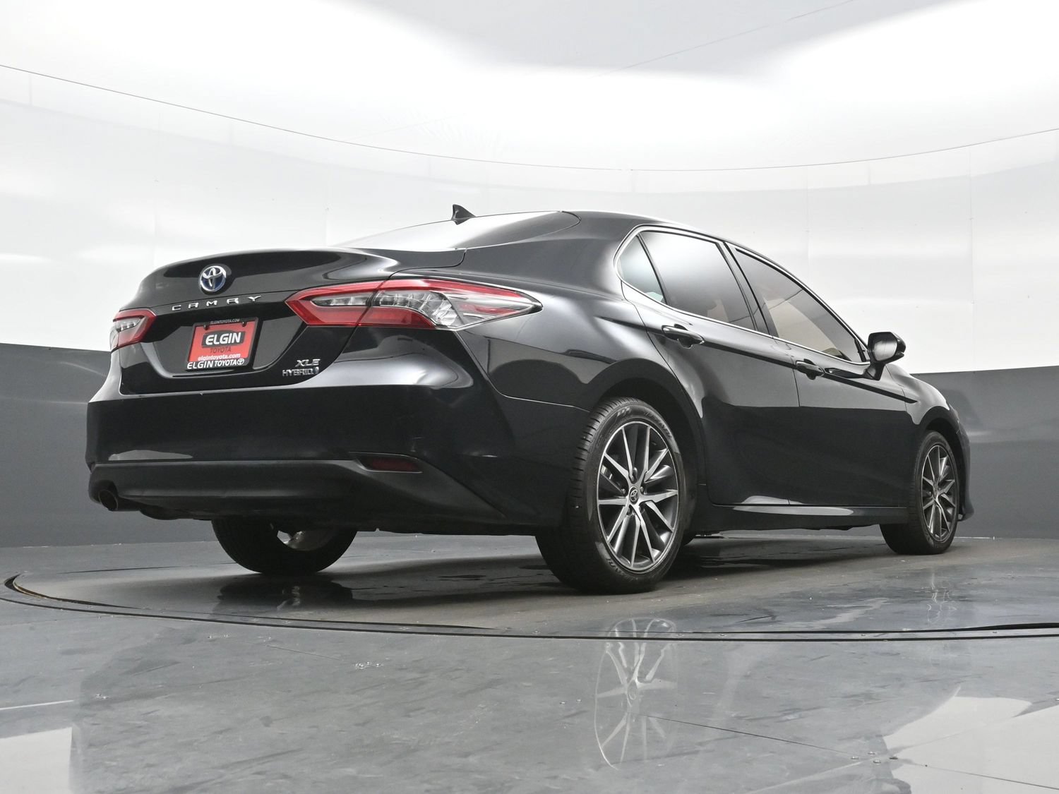 Used 2022 Toyota Camry XLE FWD image 29