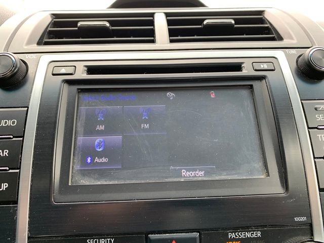 Used 2014 Toyota Camry SE image 19